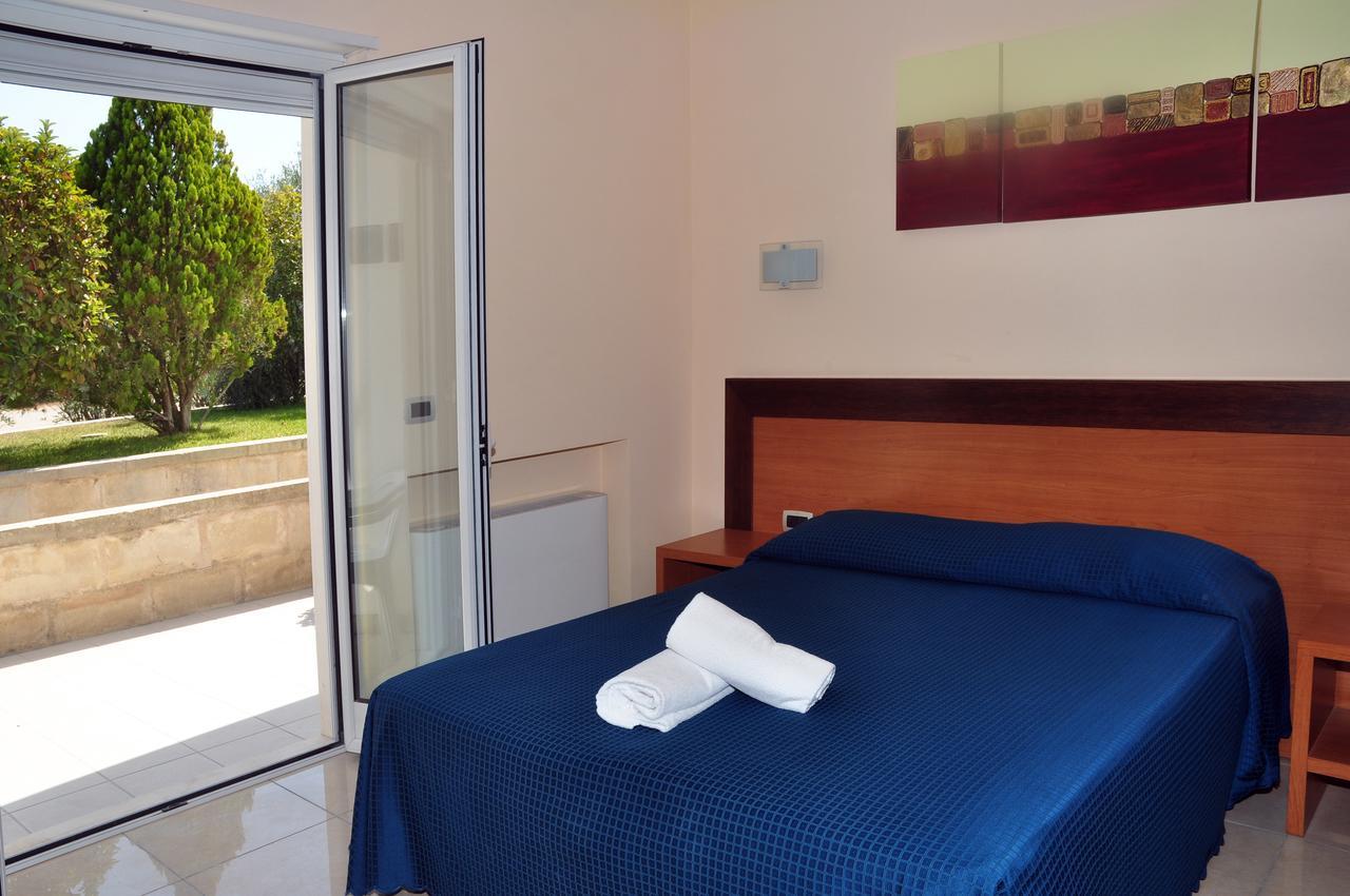 Hotel Club Koine Otranto Bagian luar foto