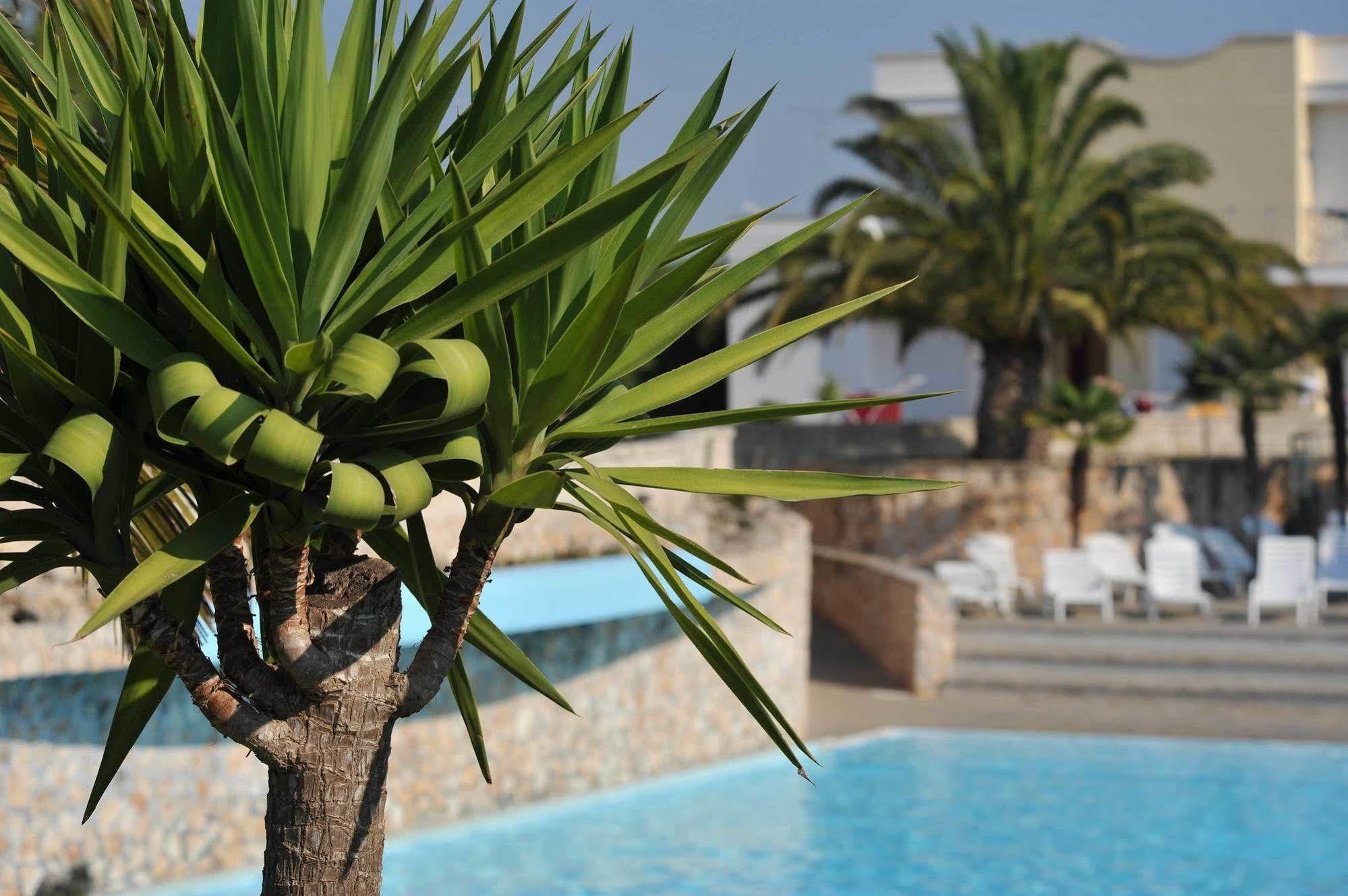 Hotel Club Koine Otranto Bagian luar foto