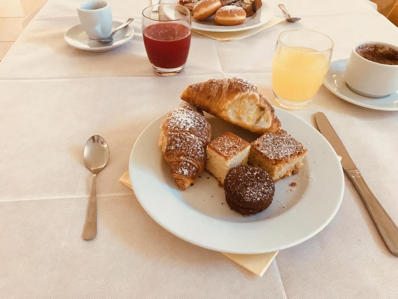 Hotel Club Koine Otranto Bagian luar foto